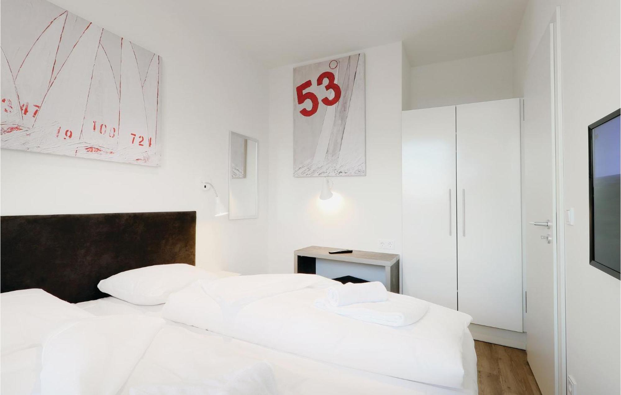 Cozy Apartment In Luebeck Travemuende With Sauna 외부 사진