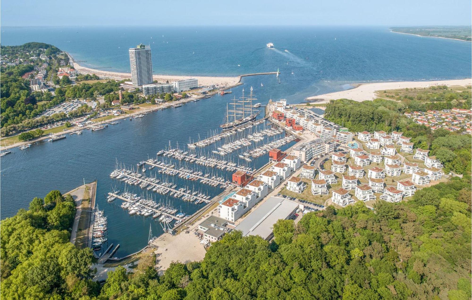 Cozy Apartment In Luebeck Travemuende With Sauna 외부 사진